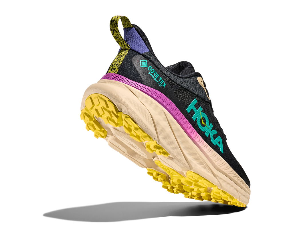 HOKA Men's Challenger ATR 7 GTX Running Shoes
