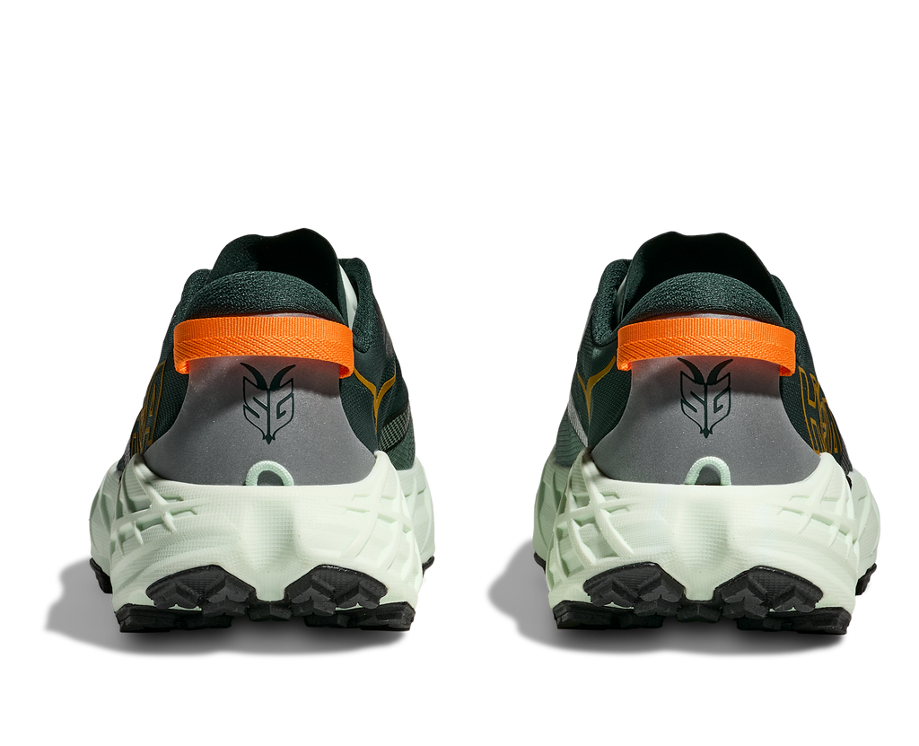 HOKA Men's Speedgoat 7 Running Shoes
