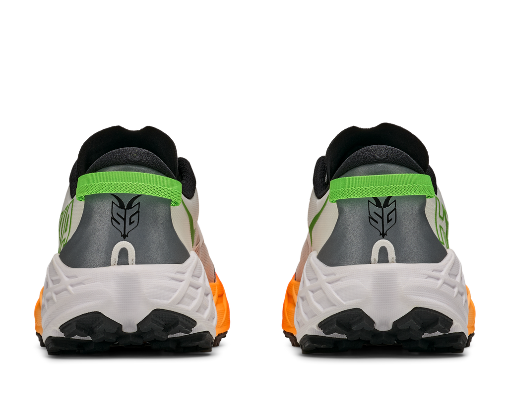 HOKA Men's Speedgoat 7 Running Shoes