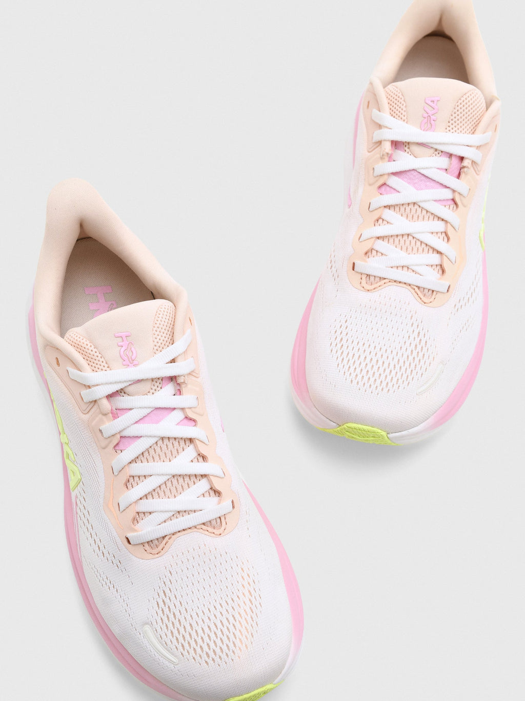 HOKA Women's Clifton 11 Running Shoe