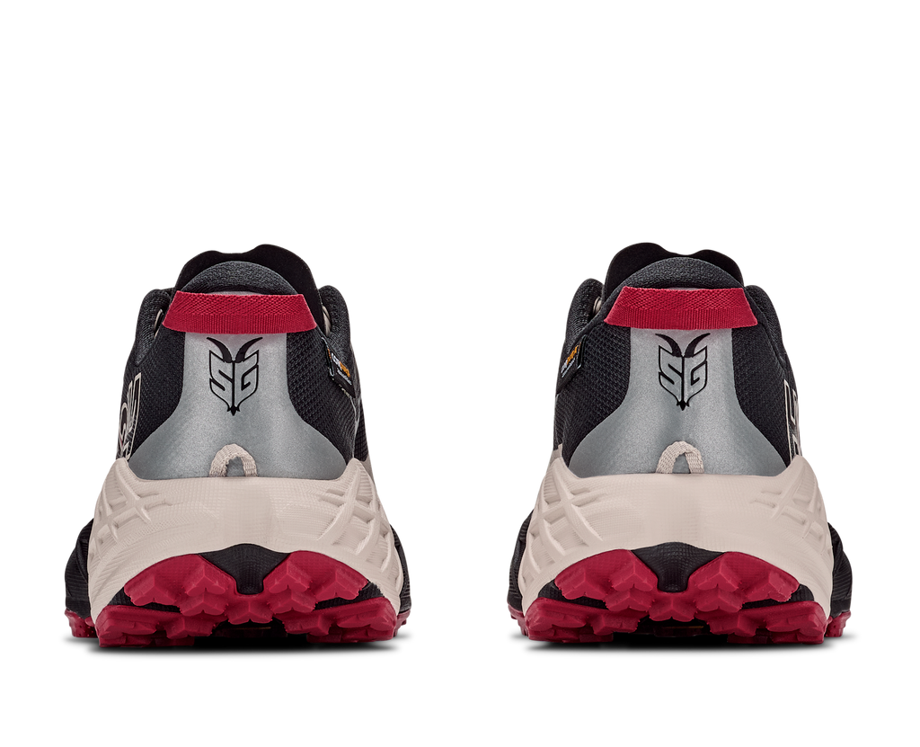 HOKA Men's Speedgoat 7 GTX Shoes